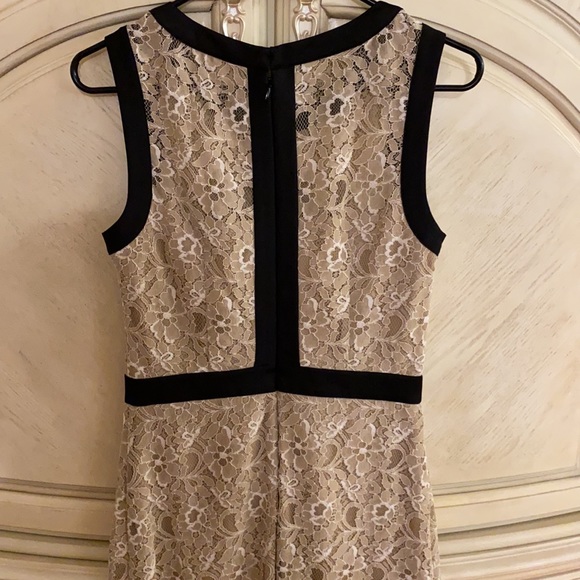 BCBG Paris MADDY mini Nude lace dress. New with tags. No flaws size 4 - Picture 8 of 9